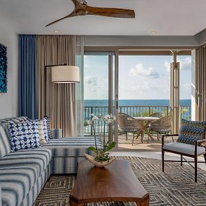 Beachfront Signature Suite Plunge Pool